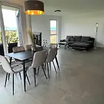 Luxus Neubauwohnung Mit Blick Auf Den Phoenix-See