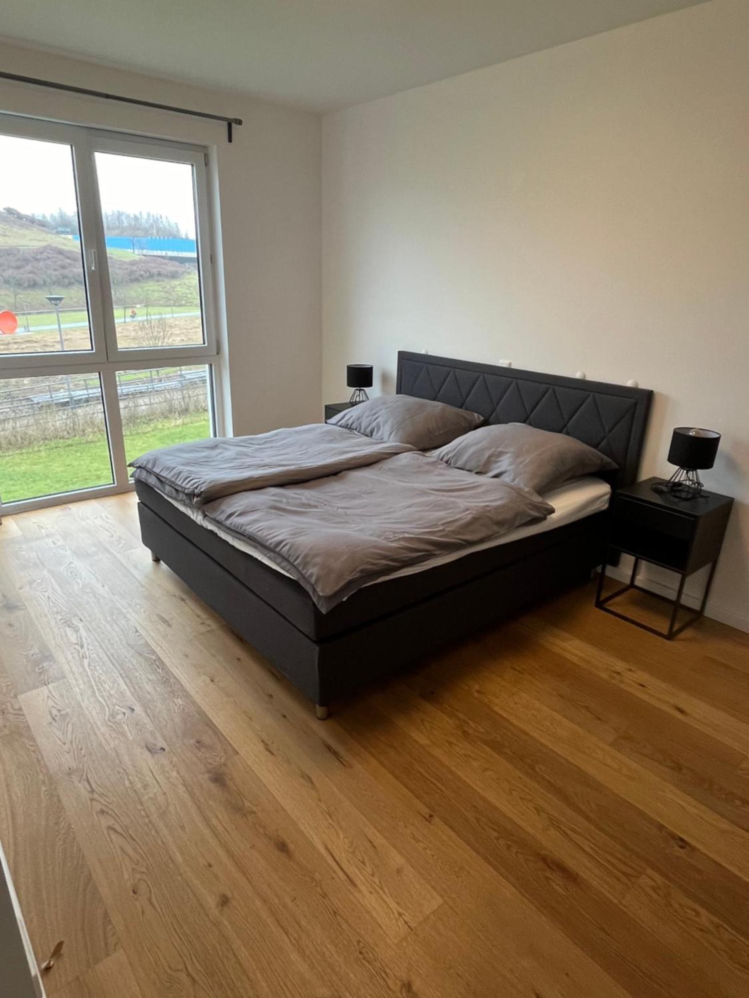 Luxus Neubauwohnung Mit Blick Auf Den Phoenix-see Appartement *